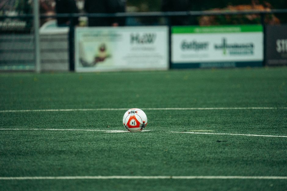 Thức Trắng Đêm Coi Bóng Đá — Chuyện Của Người Mê World Cup Từ Hồi Còn Phải Vặn Ăngten 1 World Cup 2026 - bóng đá